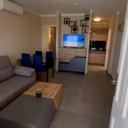Apartment Louis